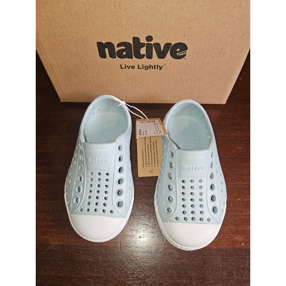 Native Jefferson Shoes Kids C5 Skip Blue Shell White Perforated Slip On